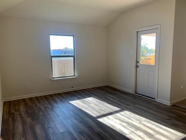 Building Photo - 612 Aqueduct Dr