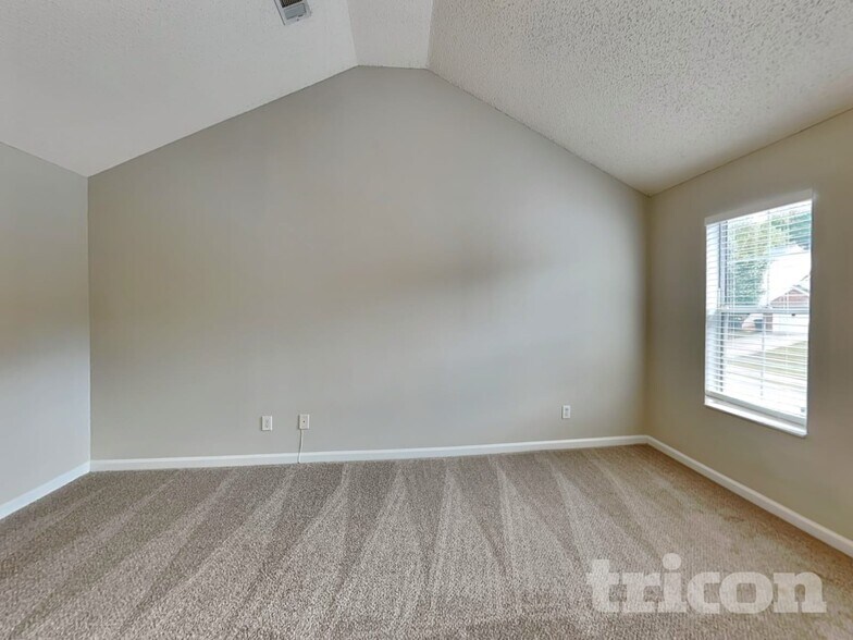 Building Photo - 4151 Ravenwood Ct