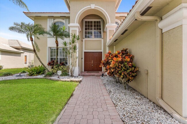 Building Photo - 12348 Clearfalls Dr