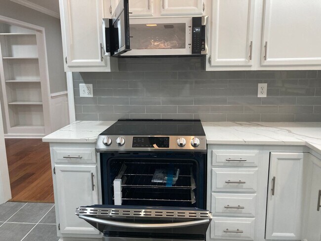 Building Photo - 12412 McAllen Ct