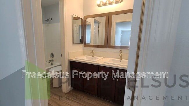Building Photo - 4205 Tierra Bonita
