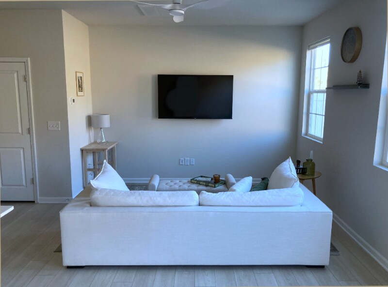 Building Photo - 12 Twiggs Ln