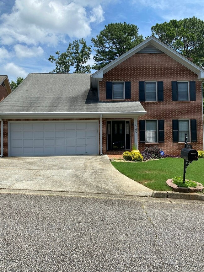 Primary Photo - 1165 Vineyard Ct