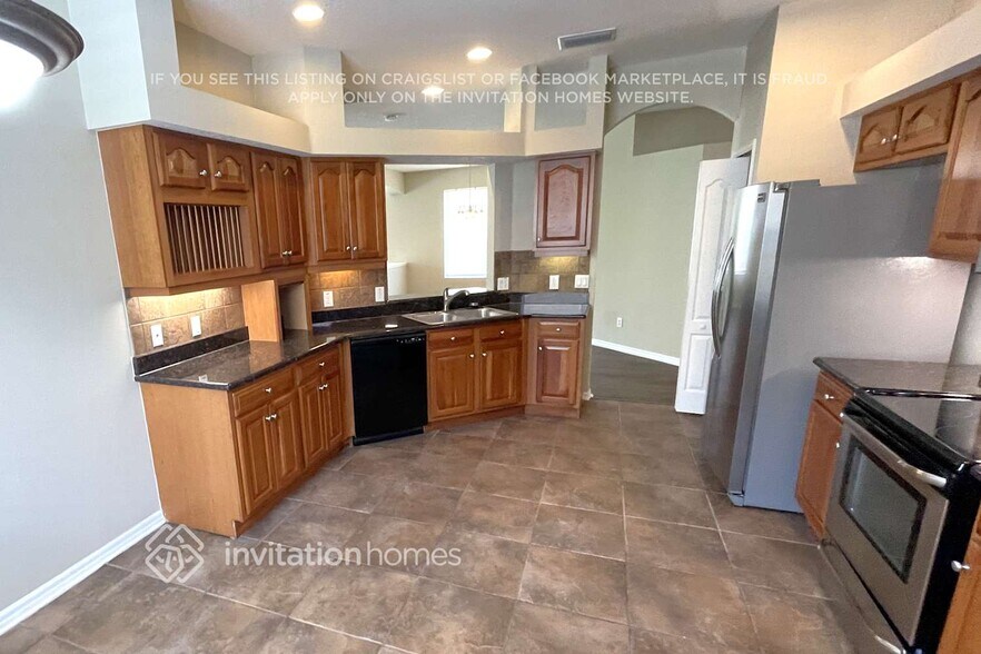 Building Photo - 16802 Taylow Way