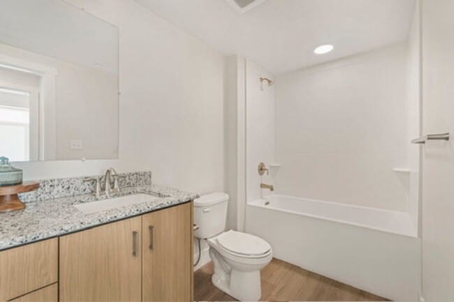 Building Photo - 1522 Quail Dr