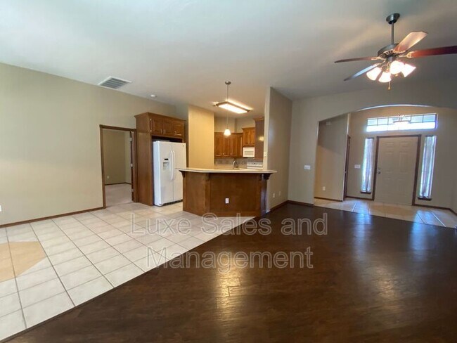 Building Photo - 509 Allison Ln