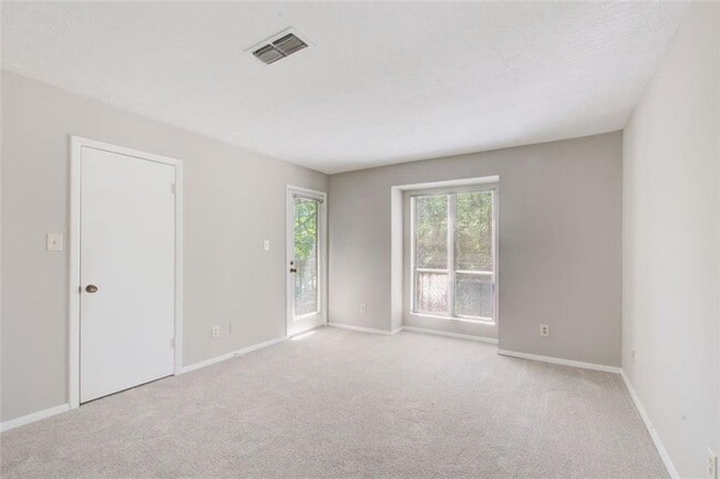 Building Photo - 805 Tuxworth Cir