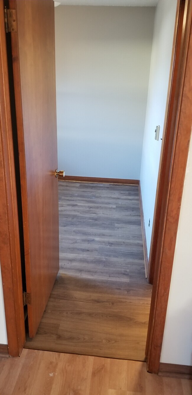 Building Photo - 306 Sycamore St