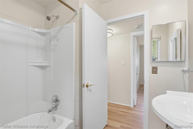 Building Photo - 23645 Ripple Creek