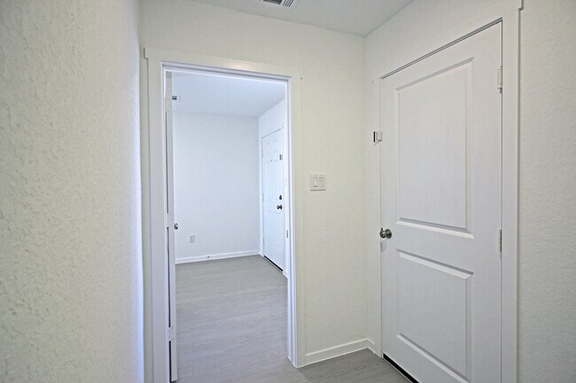 Building Photo - 1838 Musk Rose