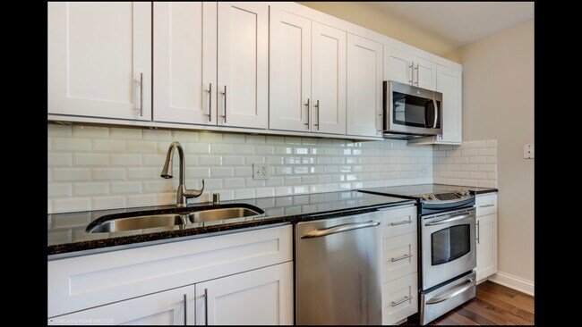 Building Photo - 474 N Lake Shore Dr
