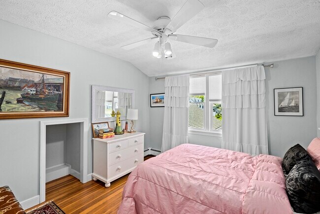 Building Photo - 23 Oceanside Dr