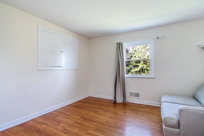 Bedroom 1 - 25 Tamarack Way