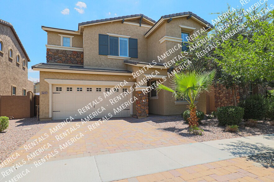 Building Photo - 3457 E Mia Ln