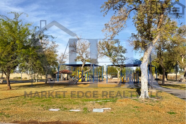 Building Photo - 2Bed/2Bath Home in 55+ Community in Sun Ci...