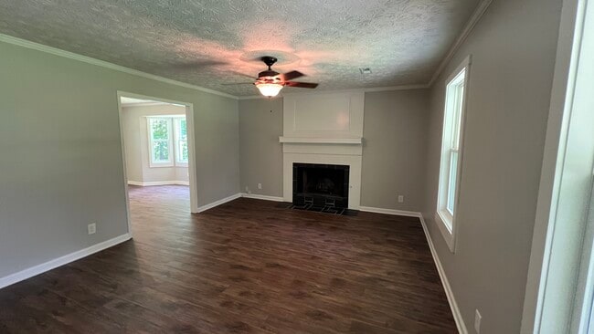 Primary Photo - 175 Ridge Rd