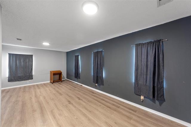 Building Photo - 5826 Pleasant Valley Rd