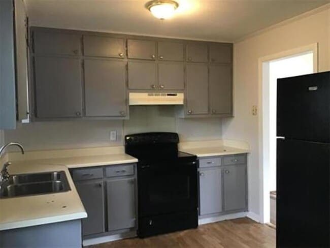 Building Photo - Pure Haven