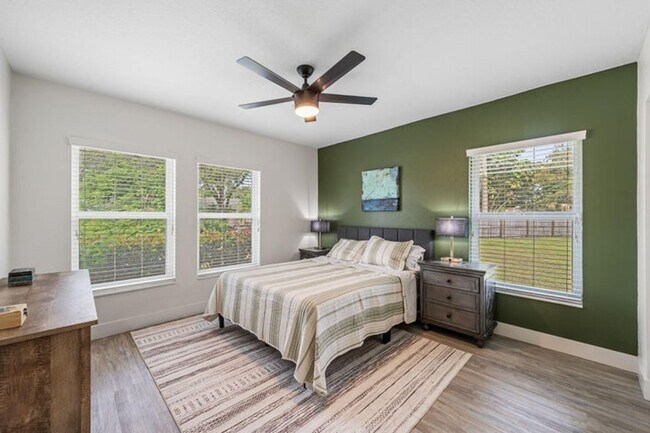 Building Photo - 12192 Branding Iron Ct