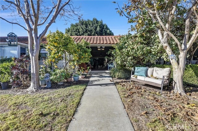 Building Photo - 2329 Via Mariposa W