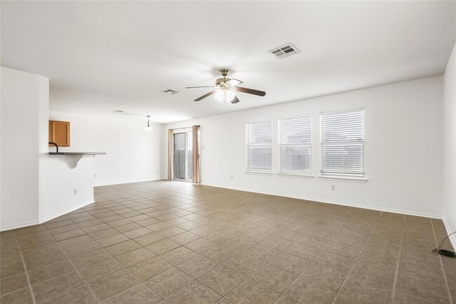 Building Photo - 2010 Ashberry Trail