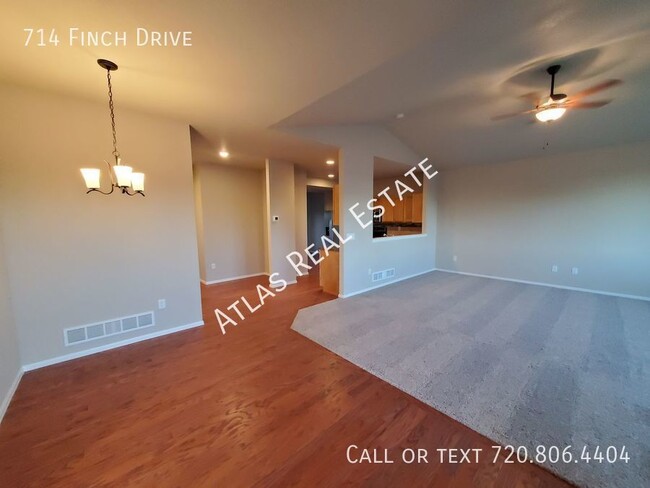 Building Photo - New 3 Bed/2.5 Bath Townhome w/ Basement in...