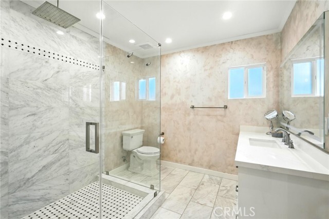 Building Photo - 1617 Thurber Pl