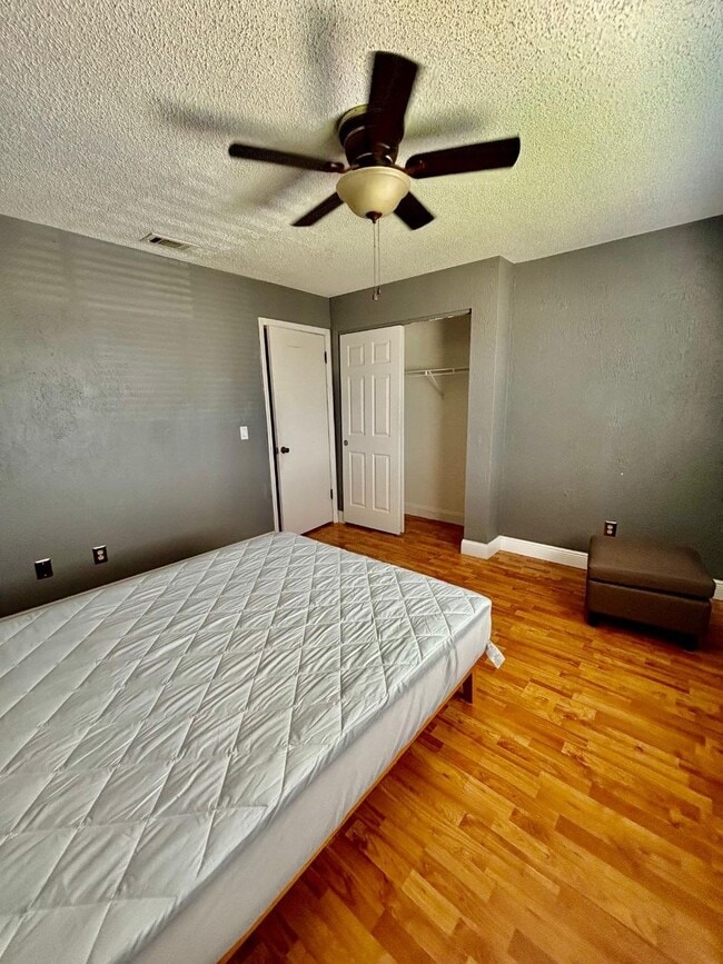 Building Photo - 106 Coralwood Cir