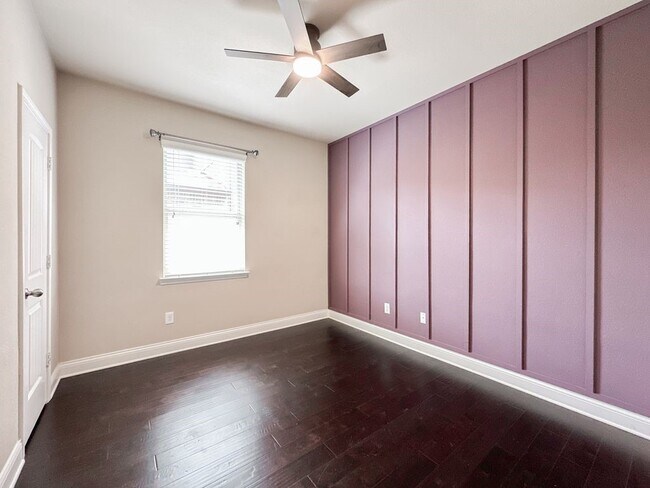 Building Photo - 10 Pilot Rock Pl