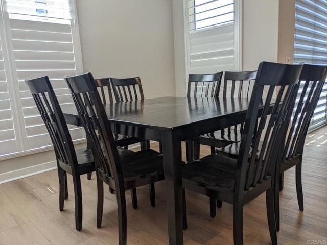 Building Photo - 2950 Via Alta Pl