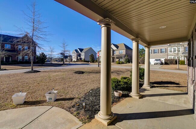 Building Photo - 5 Mapleline Ct