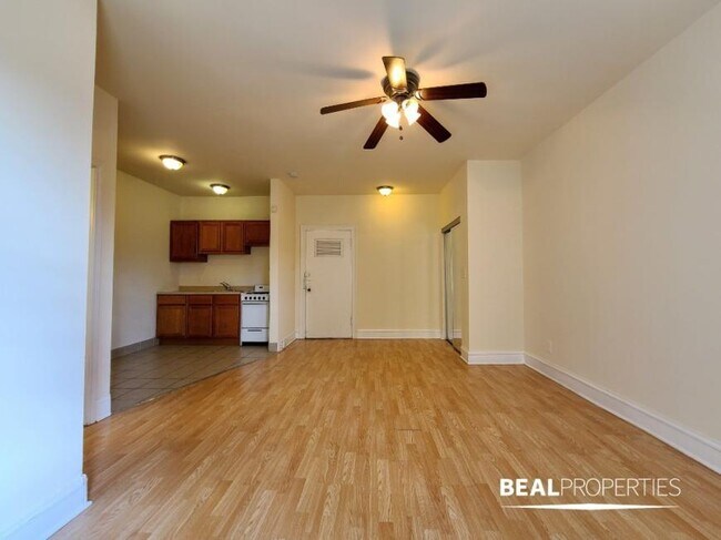Building Photo - 0 bedroom in CHICAGO IL 60625