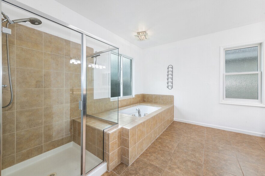 Building Photo - 183 Hearthstone Dr