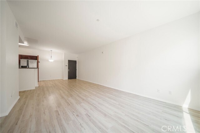 Building Photo - 13941 Sherman Way