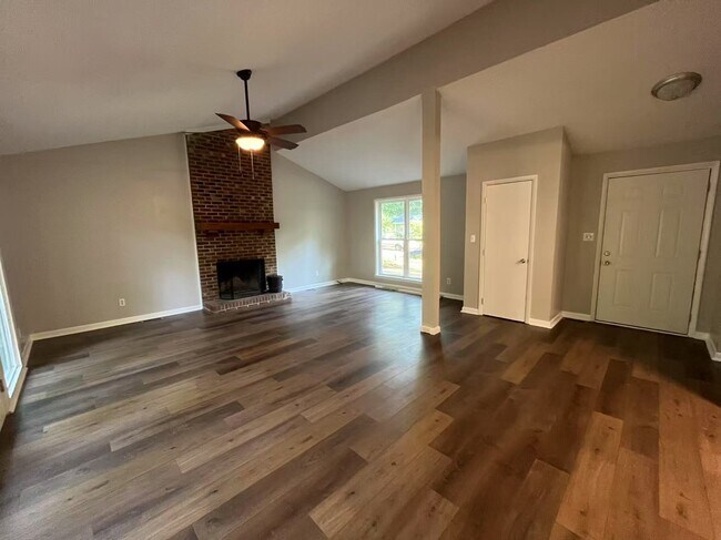 Building Photo - 1225 Kilmory Dr
