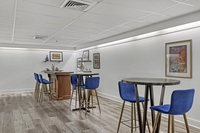 Building Photo - 3546 S Ocean Blvd