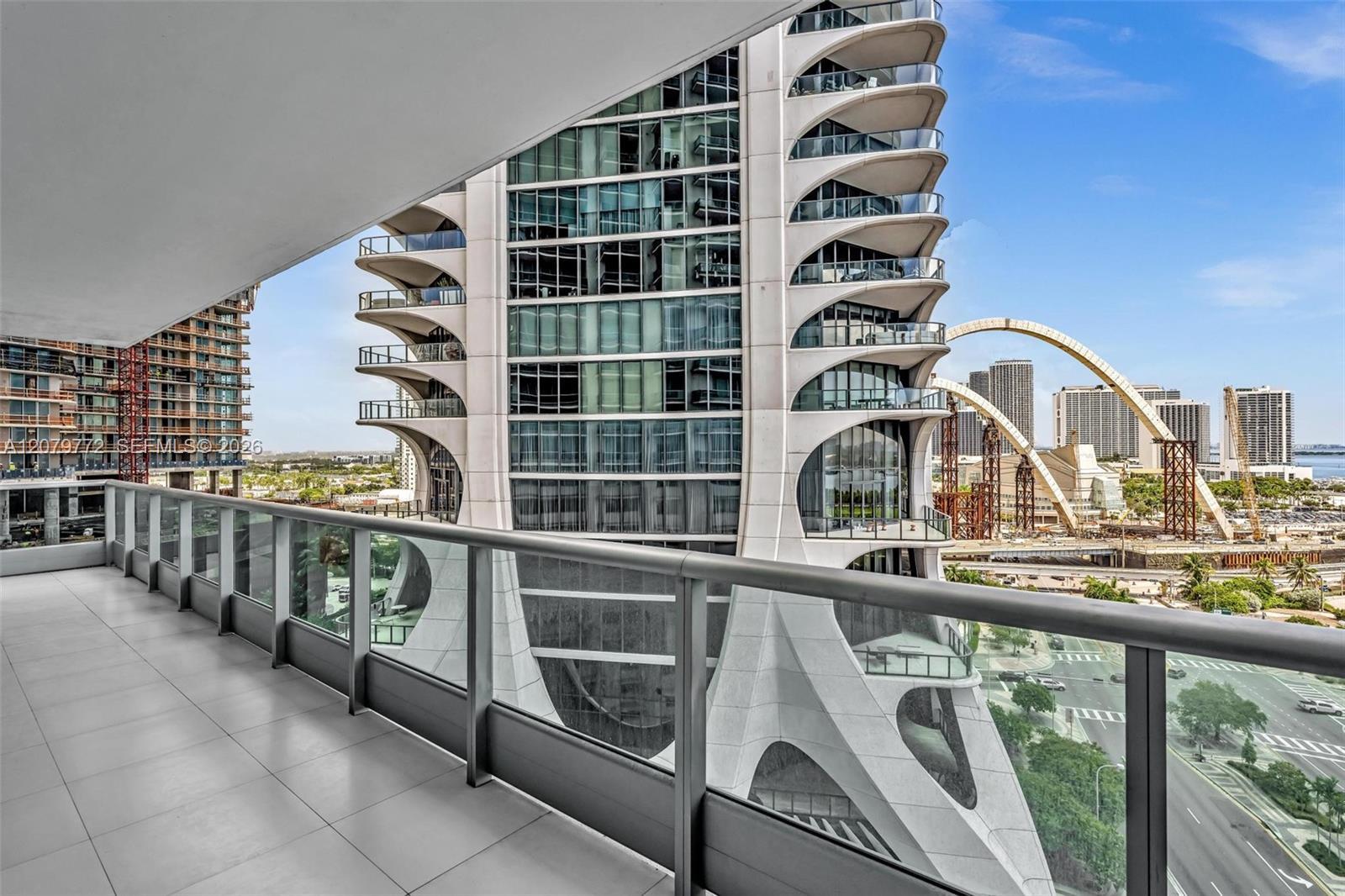 Building Photo - 900 Biscayne Blvd