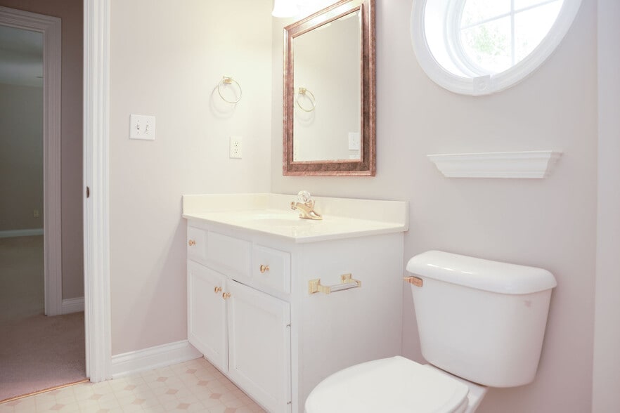 Building Photo - 3288 Snaffle Rd