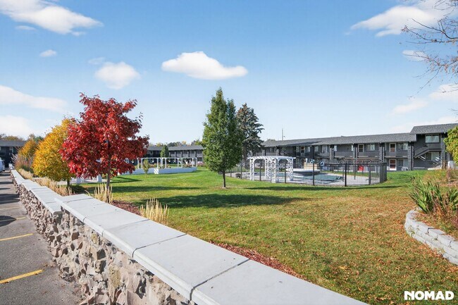 Building Photo - 1865 Fenton St