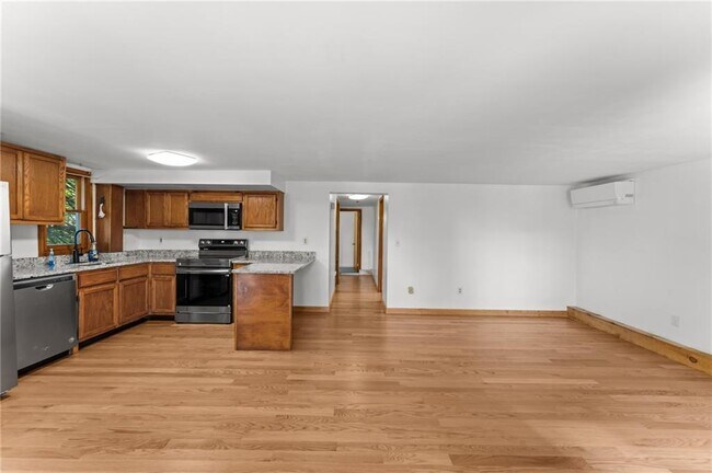 Building Photo - 150 Wolcott Ave