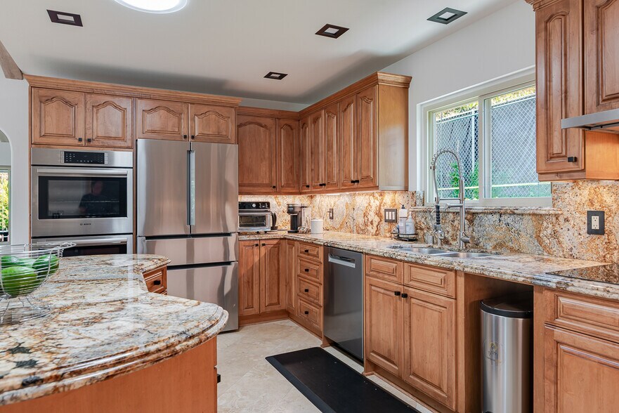Building Photo - 954 Encino Vista Dr