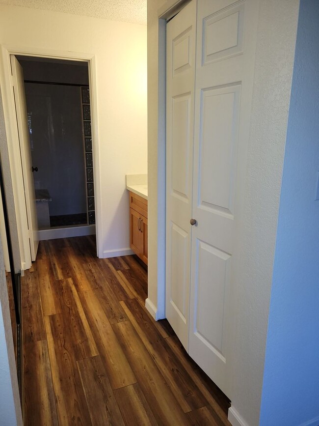Building Photo - Wailuna Townhouse - 3 bedrooms, 2 bath, 1 ...