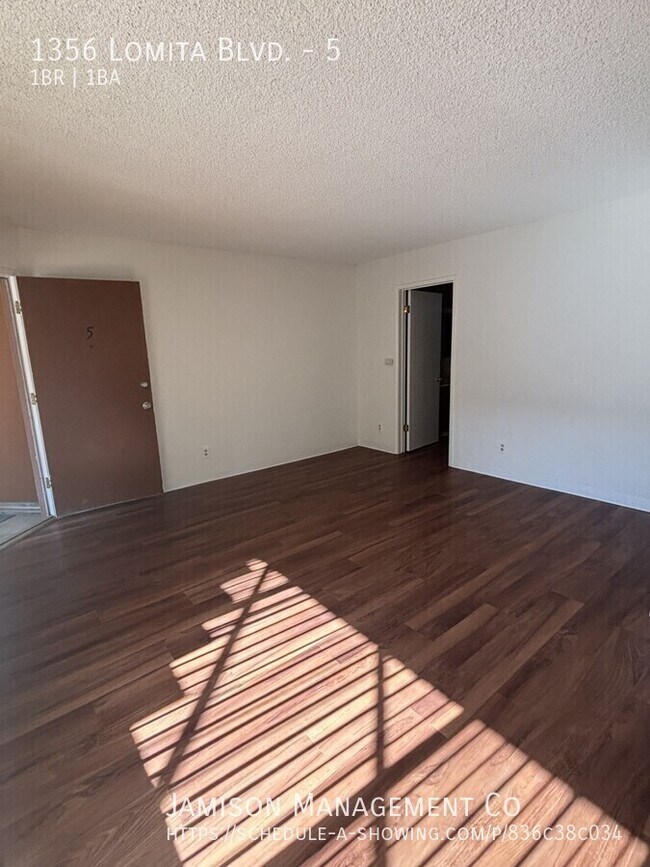 Building Photo - 1356 Lomita Blvd
