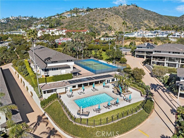 Building Photo - 110 Blue Lagoon