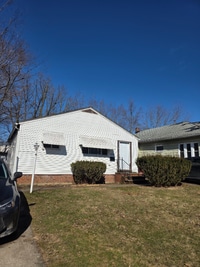 Building Photo - 16805 Lipton Ave