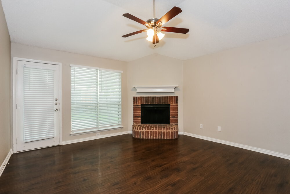 Building Photo - 8060 Cannonwood Dr