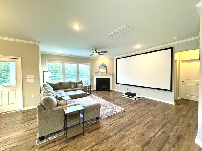 Building Photo - 321 Heritage Regency Dr