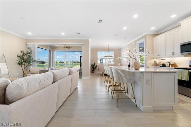 Building Photo - 16765 Siesta Drum Wy