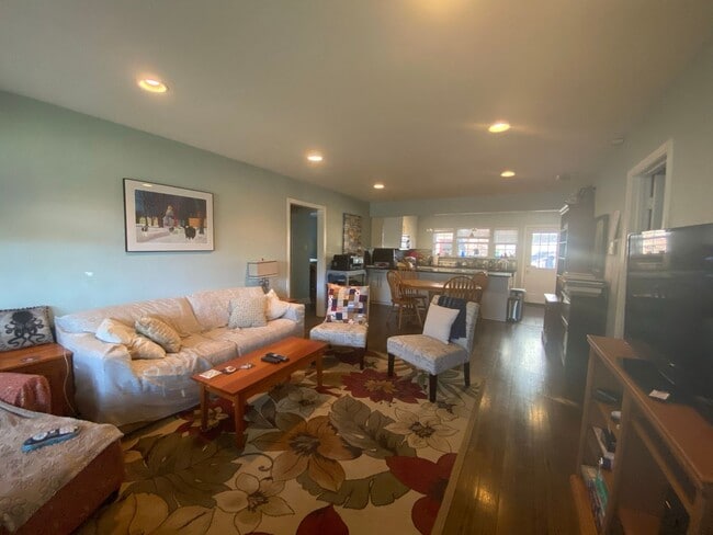 Building Photo - 3801 Avenue G