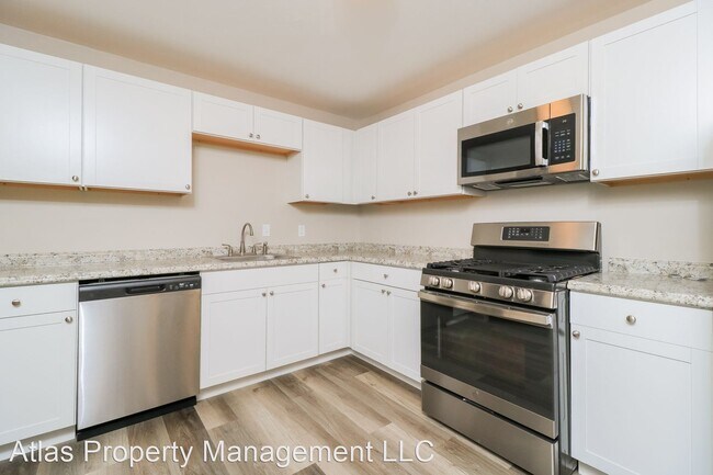 Building Photo - 3 br, 2 bath House - 1030 Lees Lane